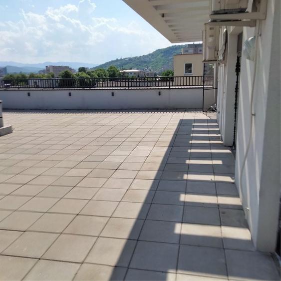 Apartament cu 3 camere decomandat în Grigorescu