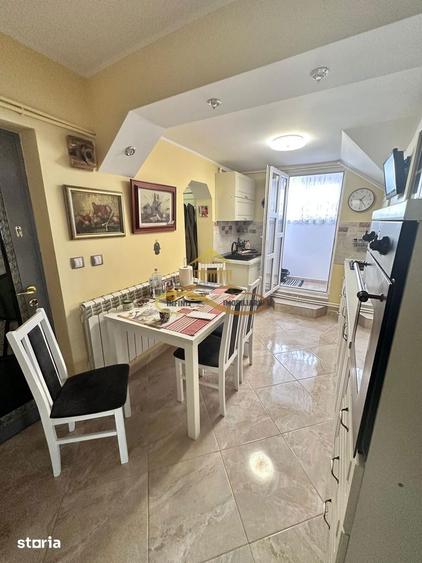 Apartament cu 2 camere, mobilat în Central