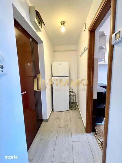 Apartament cu 2 camere, mobilat în Central