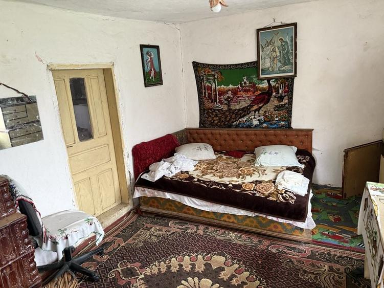 Casă cu 4 camere în Fântânele