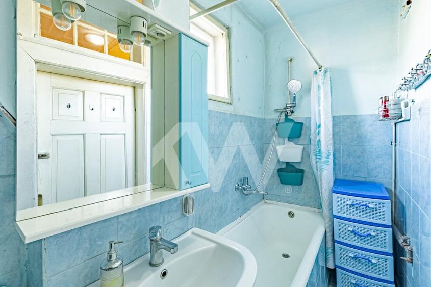 Casă individuală cu 5 camere cu Canalizare în Dârste