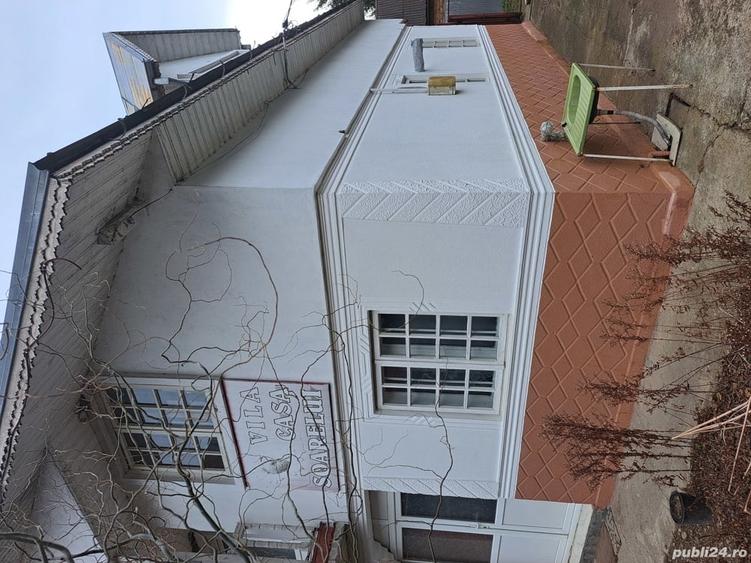 Casă cu 5 camere cu Teren 600 Mp în Central