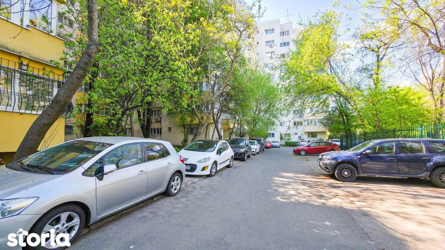 Apartament cu 4 camere în Tei