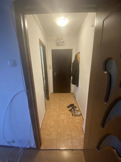 Apartament cu 2 camere semidecomandat în Tomis Nord — fotografia 2