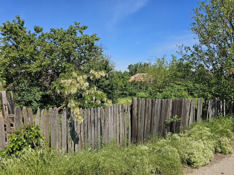 Teren intravilan Stejaru 2077mp cu casa batraneasca NELOCUIBILA, langa Bucuresti - 4