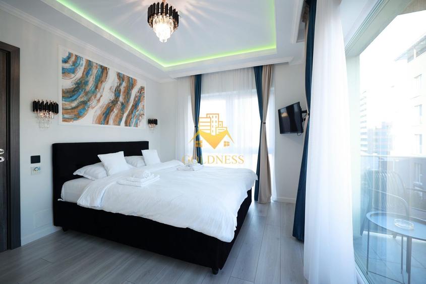Apartament cu 3 camere semidecomandat, mobilat în Între Lacuri