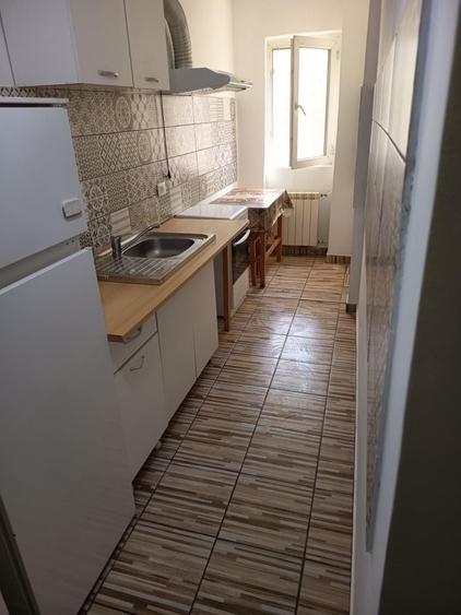 Garsonieră decomandată în Central