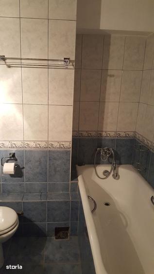 Apartament cu 3 camere decomandat în Ultracentral