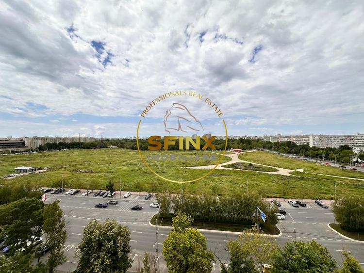 Apartament cu 3 camere semidecomandat, mobilat în Titan — fotografia 1