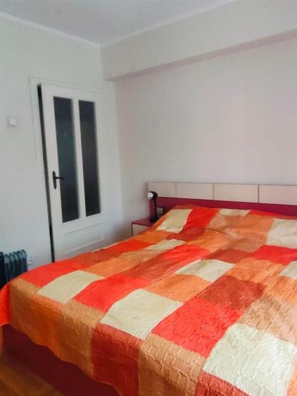 Apartament cu 3 camere decomandat în Rogerius