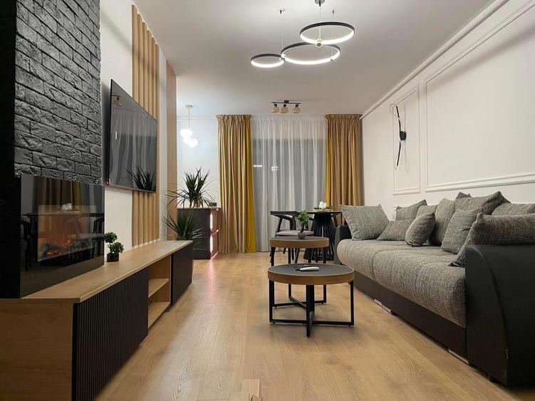 Apartament cu 3 camere, mobilat în Zorilor