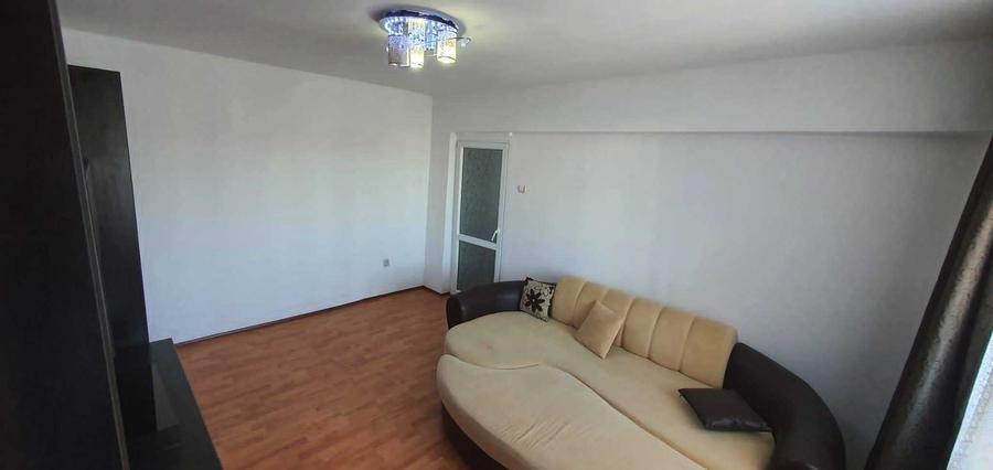 Apartament cu 2 camere decomandat în Radu Negru
