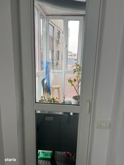 Apartament cu 3 camere în Decebal
