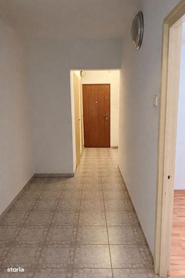 Apartament cu 3 camere în Dristor