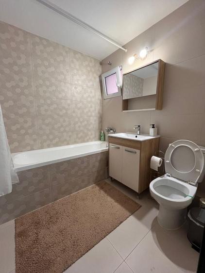 Apartament cu 3 camere decomandat, mobilat în Gorjului