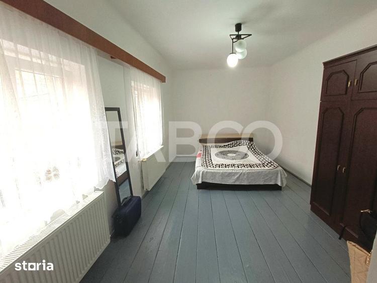 Apartament cu 3 camere semidecomandat în Orașul de Jos