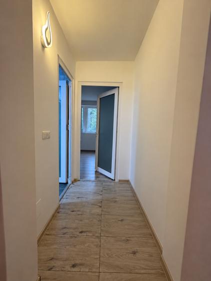 Apartament cu 4 camere decomandat, mobilat în Pantelimon