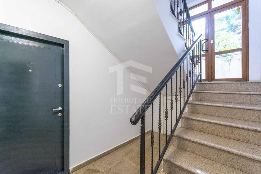 Apartament cu 3 camere decomandat în Chitila