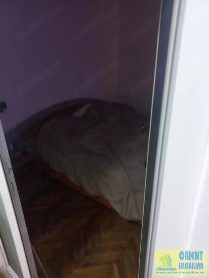 Casă cu 6 camere cu Teren 170 Mp în Tomis I