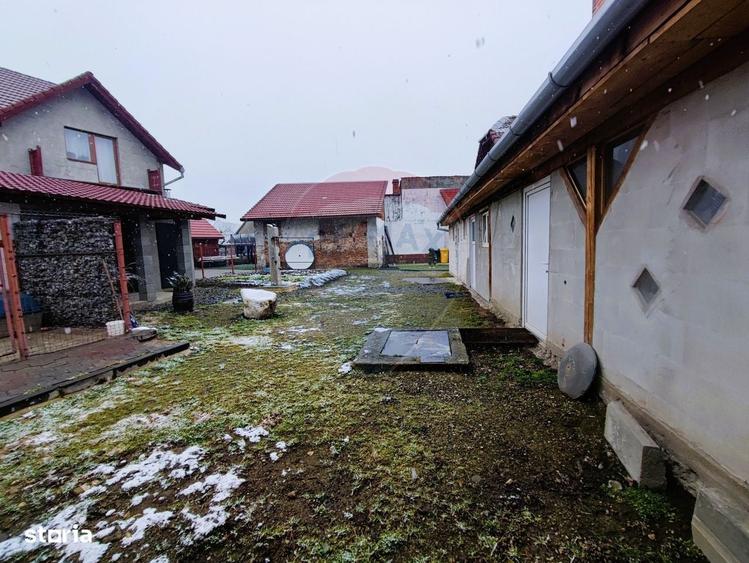 Casă cu 3 camere cu Teren 368 Mp în Sud