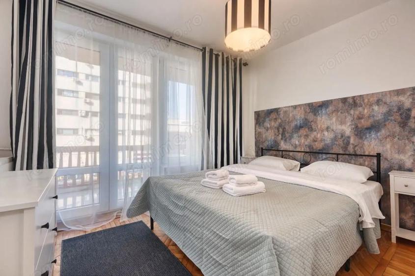 Apartament cu 3 camere semidecomandat în Romană
