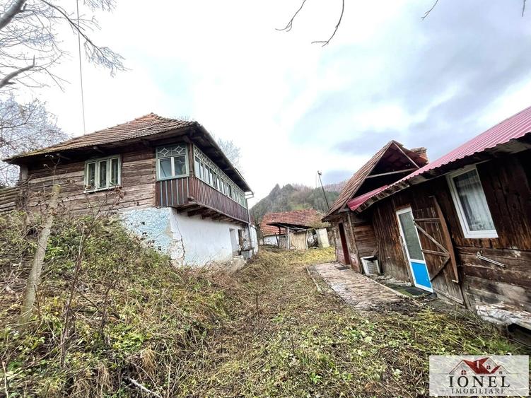 Casă individuală cu 3 camere cu Teren 2834 Mp în Ocoliș