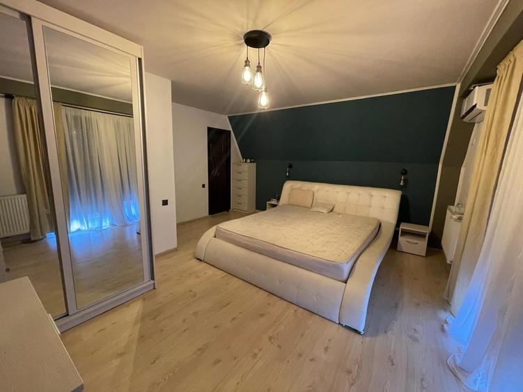 Casă cu 4 camere în Cantacuzino
