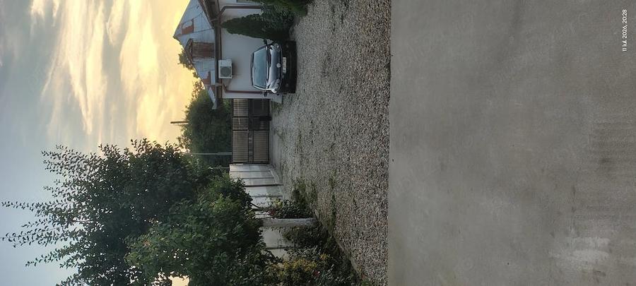 Casă cu Teren 600 Mp în Berceni