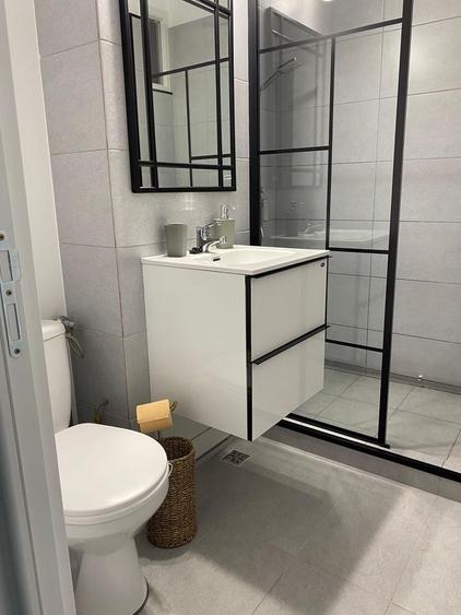 Apartament cu 2 camere semidecomandat în Micro 9