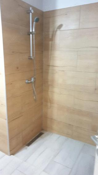 Casă cu 3 camere cu Teren 70 Mp în Central