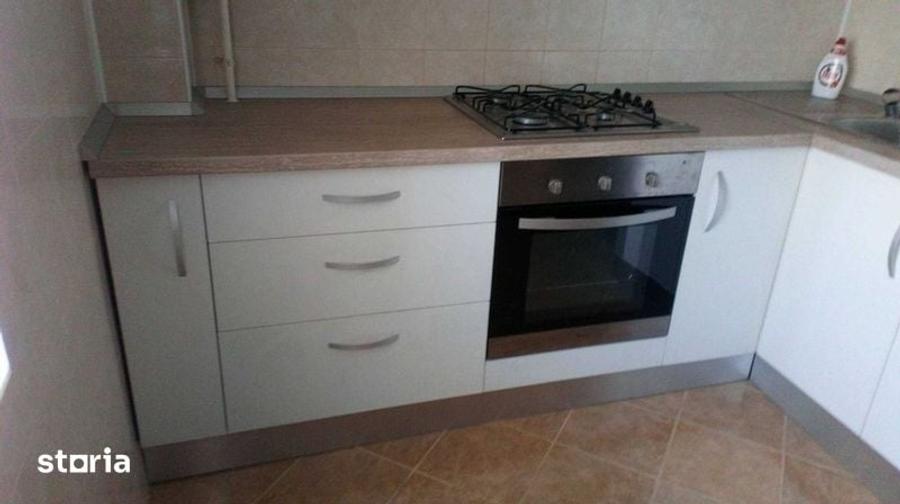 Apartament cu 3 camere semidecomandat în Burdujeni