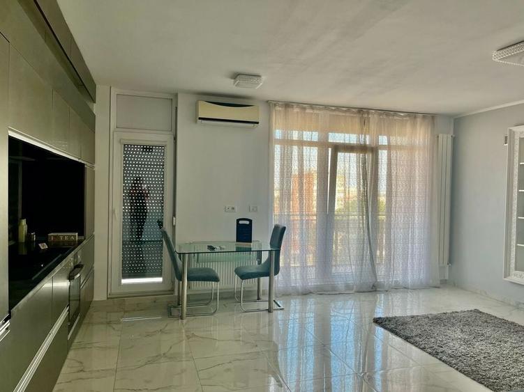 Apartament cu 2 camere decomandat în Malul Mureșului