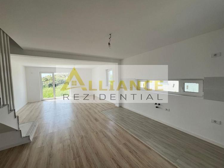 Duplex cu 3 camere decomandat cu Canalizare în Berceni