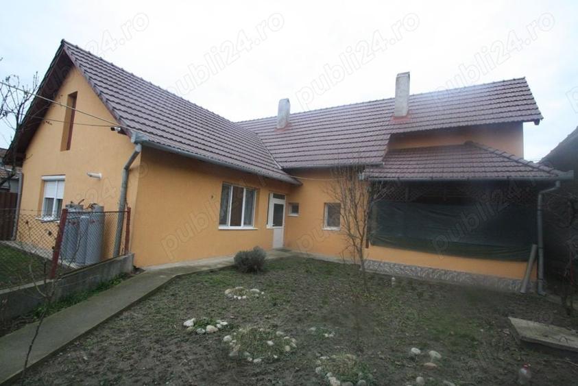 Casă cu 3 camere cu Teren 1128 Mp în Pustiniș