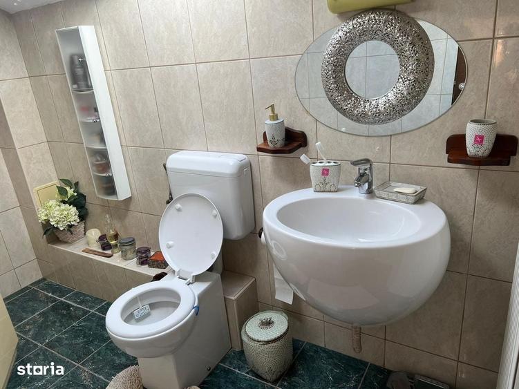 Casă cu 4 camere cu Teren 148 Mp în Central