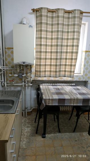 Casă cu 3 camere cu Teren 250 Mp în 1 Decembrie 1918