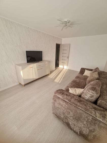 Apartament cu 2 camere decomandat în Micro 16