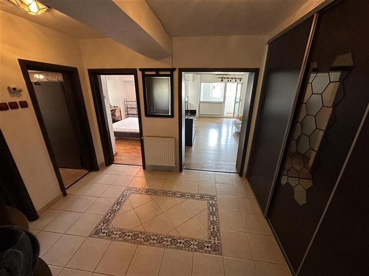 Apartament 2 camere de închiriat, Blvd. Unirii - 5