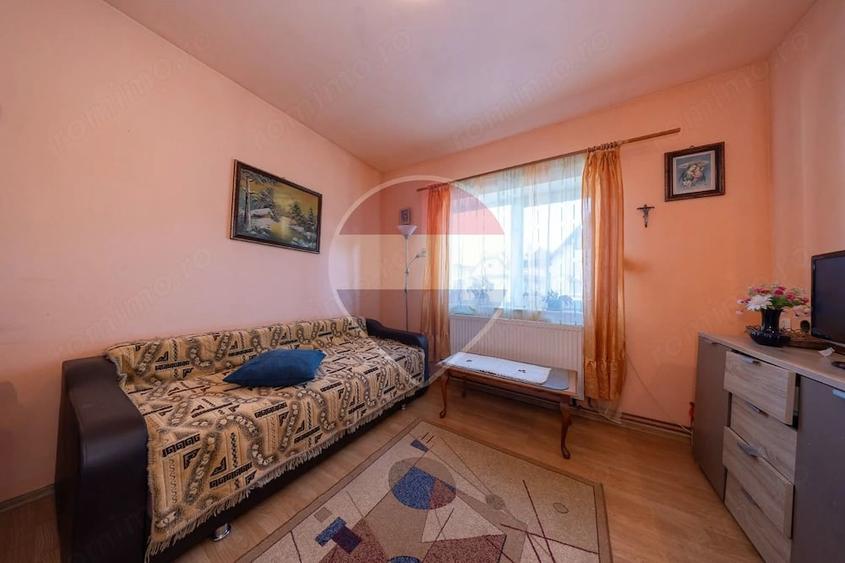 Casă cu 3 camere cu Teren 190 Mp în Cristian