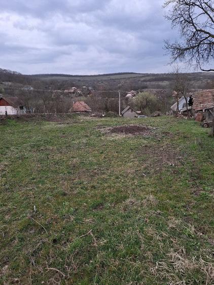 Teren de 1740 mp, în Feldioara
