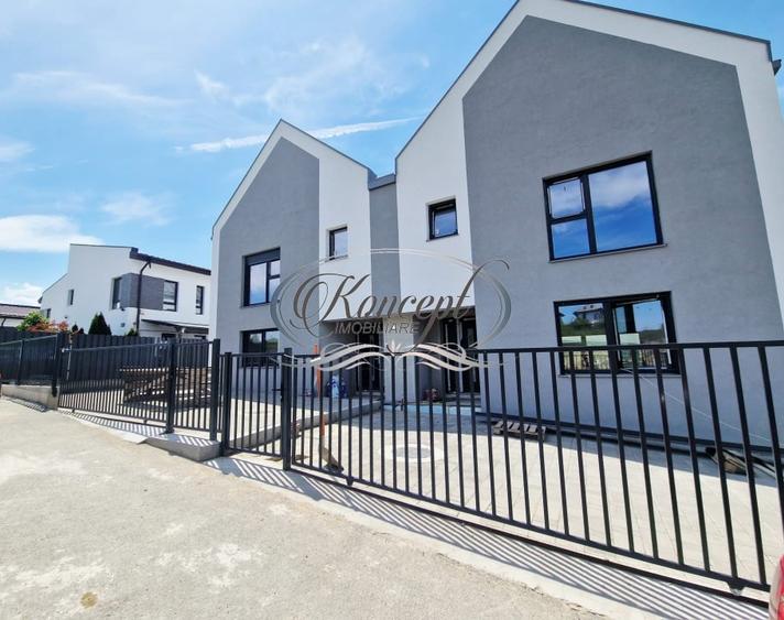Duplex cu 4 camere cu Canalizare în Borhanci