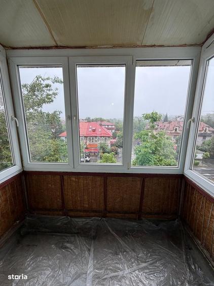 Apartament cu 3 camere semidecomandat în Domenii