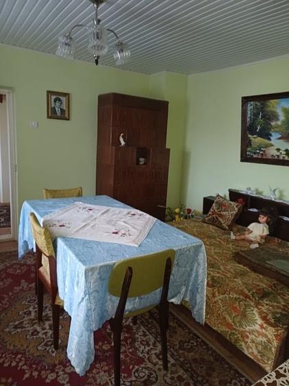 Casă individuală cu 3 camere cu Canalizare în Est