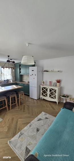 Casă cu 2 camere cu Teren 680 Mp în Central