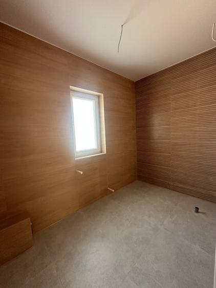 Duplex cu 4 camere cu Canalizare în Vârteju