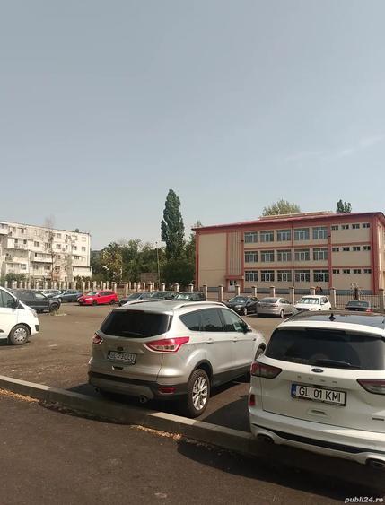 Apartament cu 2 camere semidecomandat în Micro 38