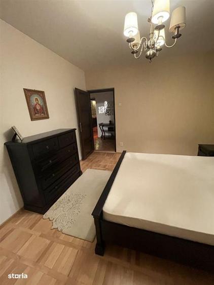 Apartament cu 3 camere decomandat, mobilat în Păcurari