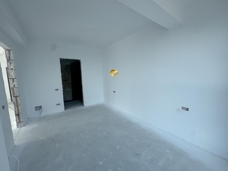 Apartament cu 4 camere în Otopeni