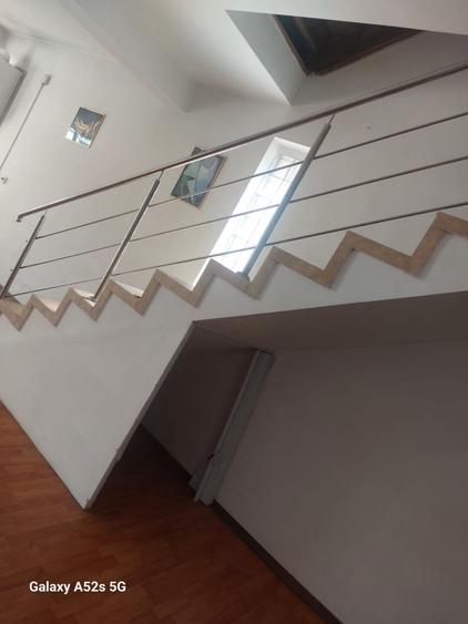 Casă individuală cu 5 camere cu Canalizare în Bucureștii Noi