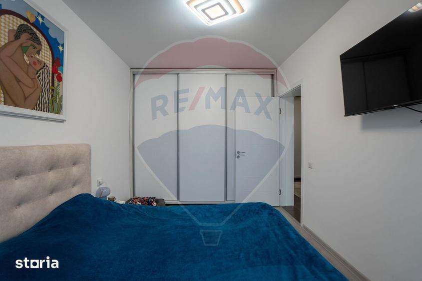 Apartament cu 2 camere decomandat în Sânpetru